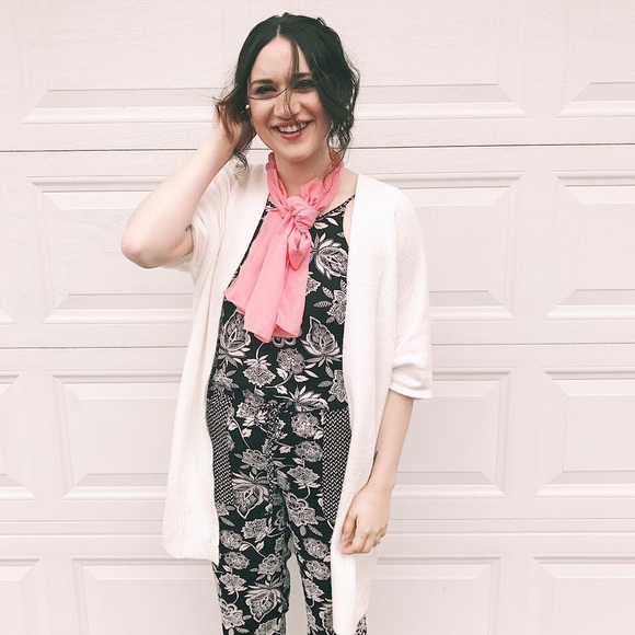 American Eagle Romper Black & White - Picture 1 of 1